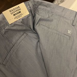 *Brand New with tags, Never worn Hangar Seersucker, slim-fit chinos size 36/32*